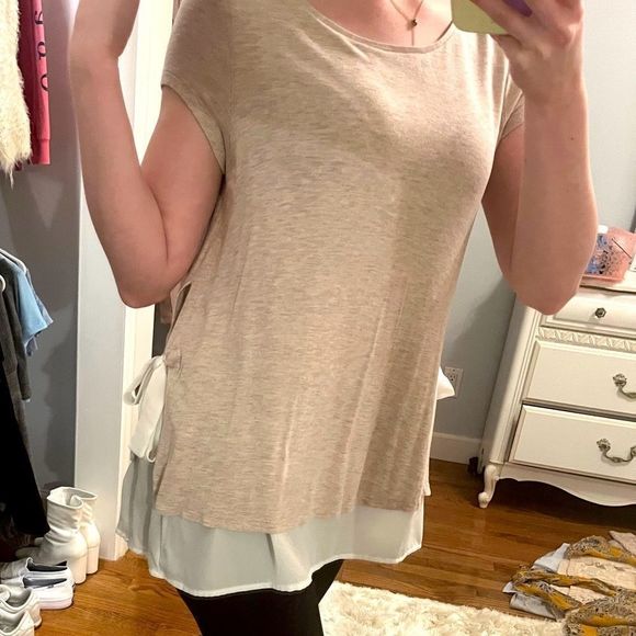 Anthropologie double layer tie side cream/beige top - Picture 3 of 4